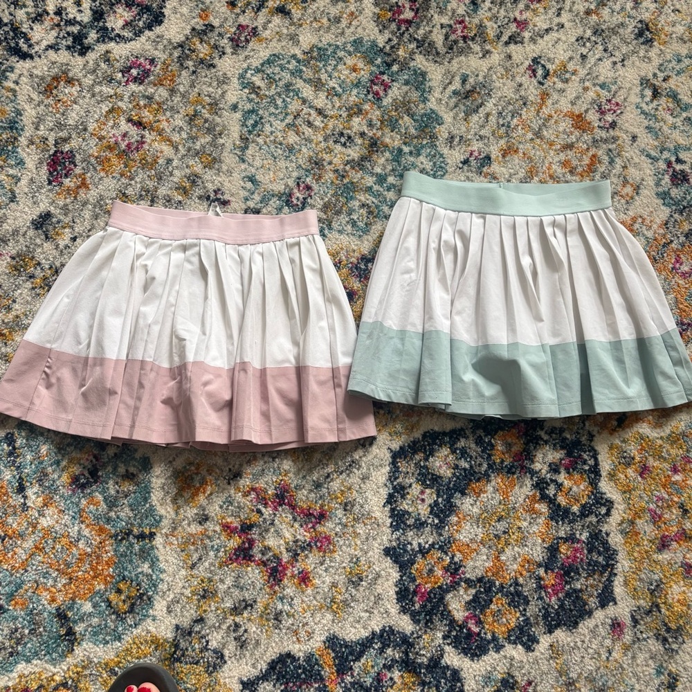 TWO Athleta Girl Large 12 Pleat Perfect Skort Athletic Tennis Golf Outdoor